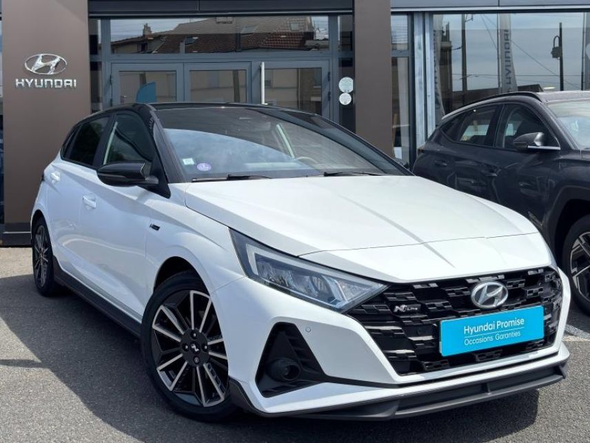 95100 : Hyundai Argenteuil - BNA - HYUNDAI i20 - i20 - Polar White Métal/Toit/rétros Black - Traction - Essence/Micro-Hybride