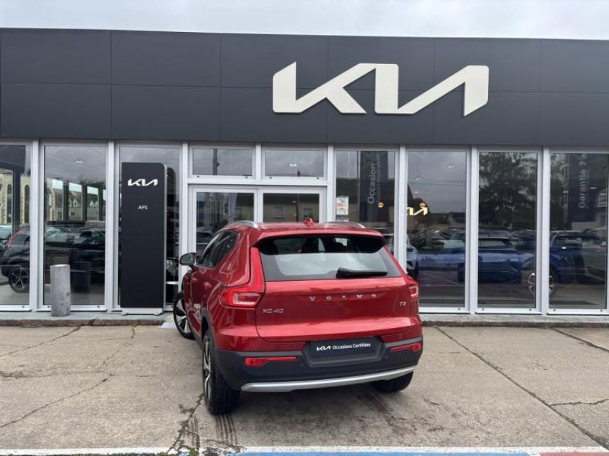 89100 : Hyundai Sens - APS - VOLVO XC40 - XC40 - Rouge Fusion - Traction - Essence
