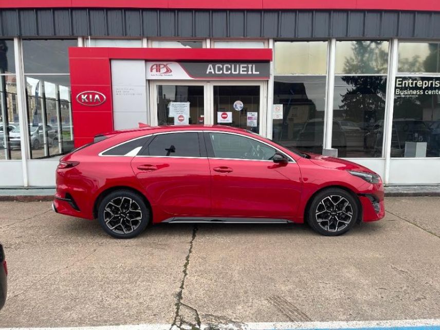 89100 : Hyundai Sens - APS - KIA ProCeed - ProCeed - Rouge Rubis métallisé - Traction - Essence