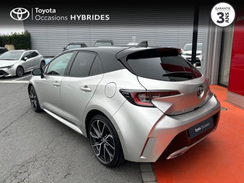 50000 : Hyundai Saint-Lô - GCA - TOYOTA Corolla - Corolla - Bi ton gris argent - Traction - Hybride : Essence/Electrique