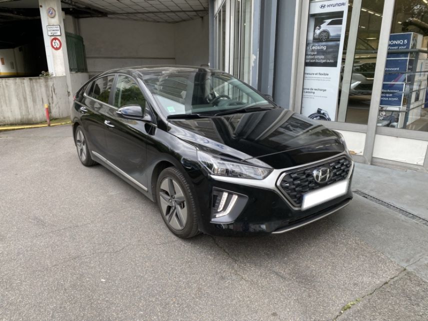 75013 : Hyundai Paris 13 - Bayard Automobiles - HYUNDAI Ioniq - Ioniq - Phantom black - Traction - Hybride : Essence/Electrique