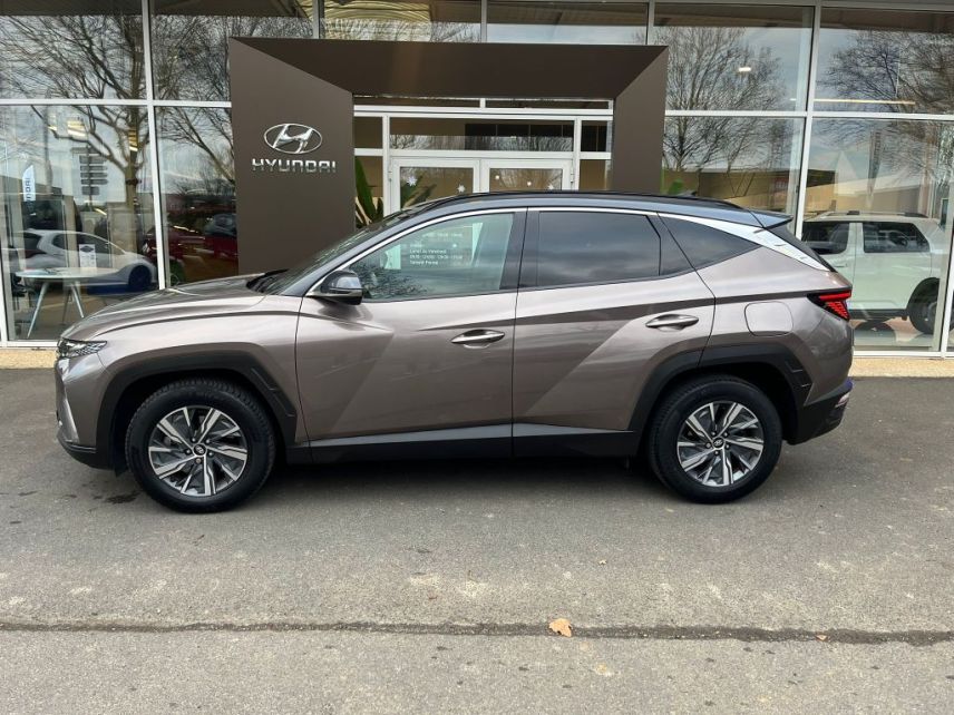 77240 : Hyundai Melun - CAP FOURNIER - HYUNDAI TUCSON Creative - TUCSON IV - Marron - Boîte automatique - Essence / Courant électrique