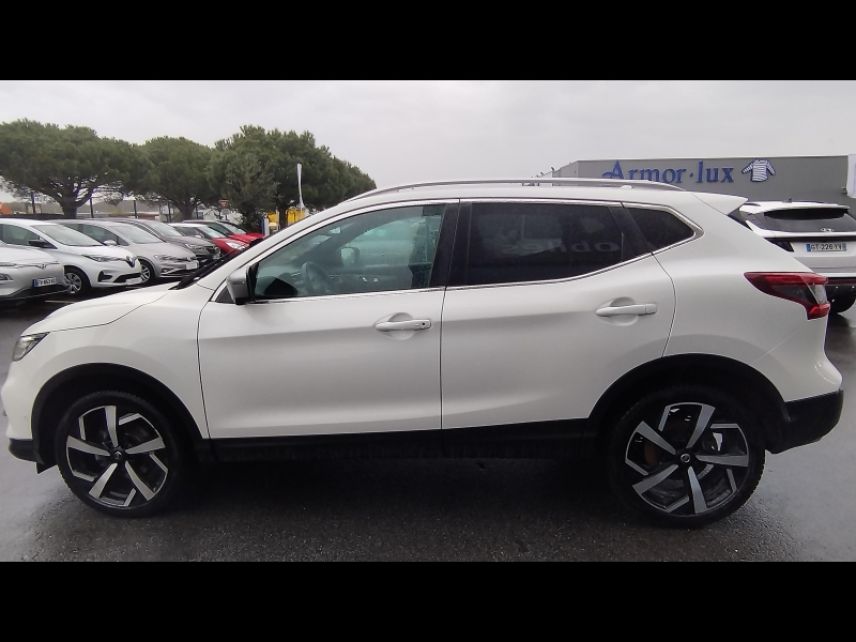 56000 : Hyundai Vannes - Park Lann Automobiles - NISSAN Qashqai - Qashqai - Blanc Lunaire - Traction - Essence