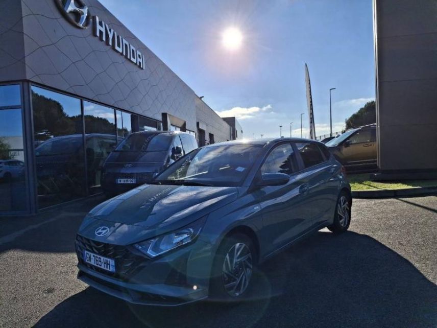 56000 : Hyundai Vannes - Park Lann Automobiles - HYUNDAI i20 - i20 - Lucid Lime Metallic - Traction - Essence/Micro-Hybride