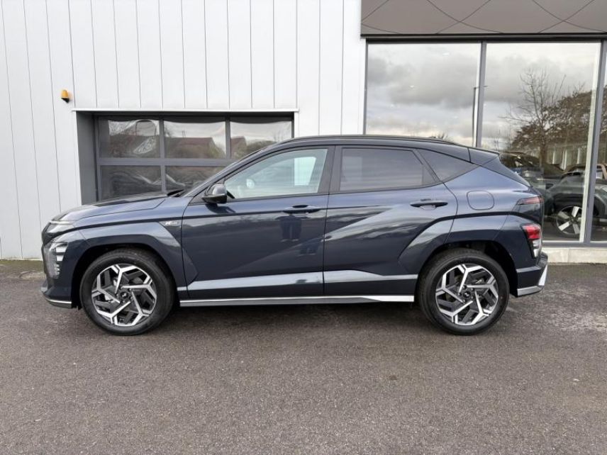 57685 : Hyundai Metz - Theobald Automobiles - HYUNDAI Kona - Kona - Denim Blue prl mtl/Toit/rétros Black - Traction - Hybride : Essence/Electrique