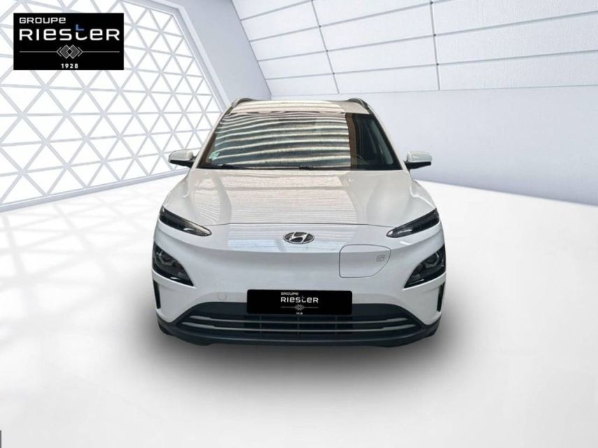 60740 : Hyundai Saint-Maximin - Protea by Riester - HYUNDAI KONA ELECTRIC Intuitive - KONA ELECTRIQUE - BLANC - Automate à fonct. Continu - Courant électrique