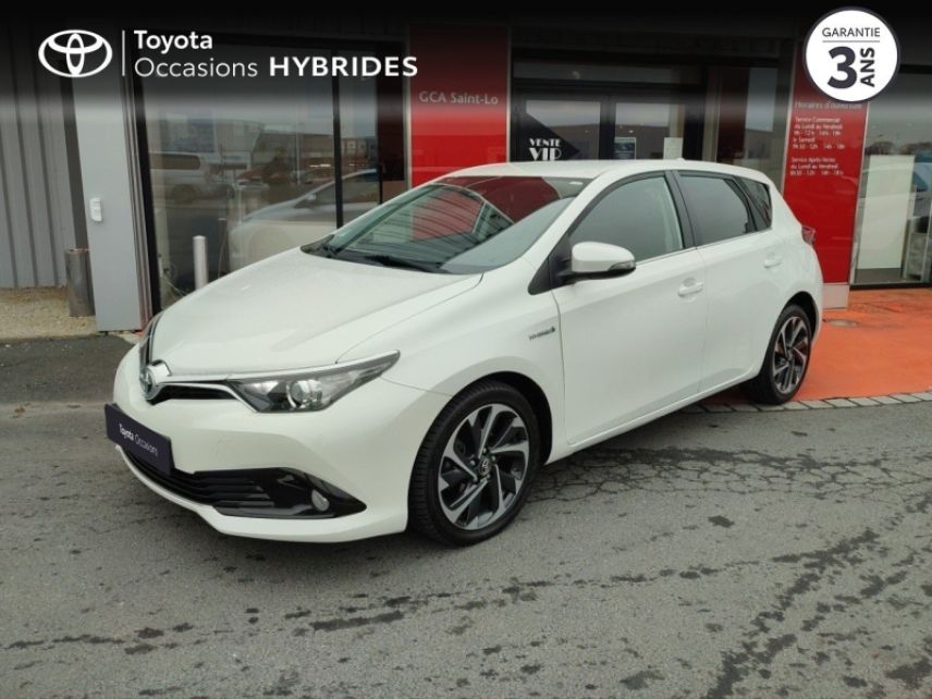 50000 : Hyundai Saint-Lô - GCA - TOYOTA Auris - Auris - Blanc Nacré - Traction - Hybride : Essence/Electrique