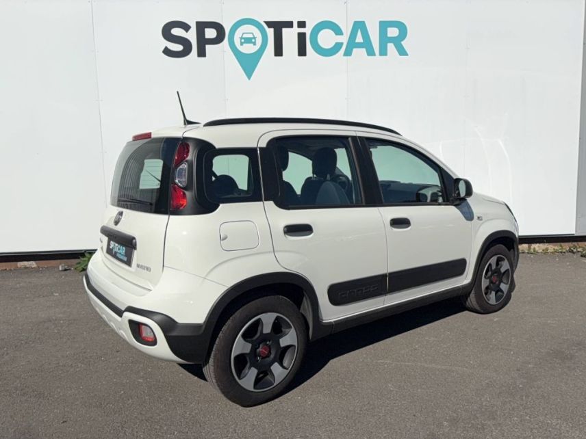 33140 : Hyundai Bordeaux Sud Villenave d&#039;Ornon - Sipa Automobiles - FIAT PANDA City Cross - PANDA III - Blanc - Boîte manuelle - Essence sans plomb