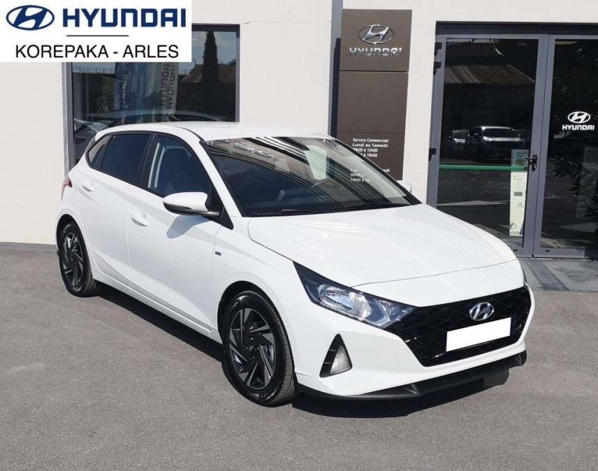 13200 : HYUNDAI Arles - Lexa Automobile - HYUNDAI i20 Intuitive - i20 III - Blanc - Boîte manuelle - Essence sans plomb