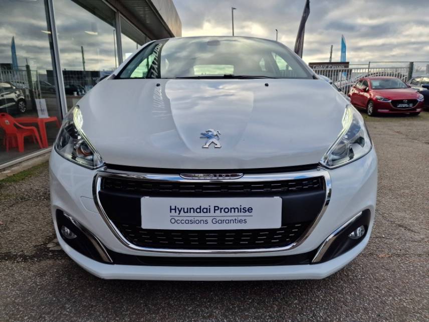 87280 : Hyundai Limoges - Motors Cars - PEUGEOT 208 - 208 - Blanc Banquise - Traction - Essence