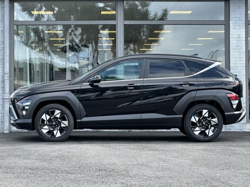 57200 : Hyundai Sarreguemines - Theobald Automobiles - HYUNDAI Kona - Kona - Abyss Black perlé métallisé - Traction - Hybride : Essence/Electrique