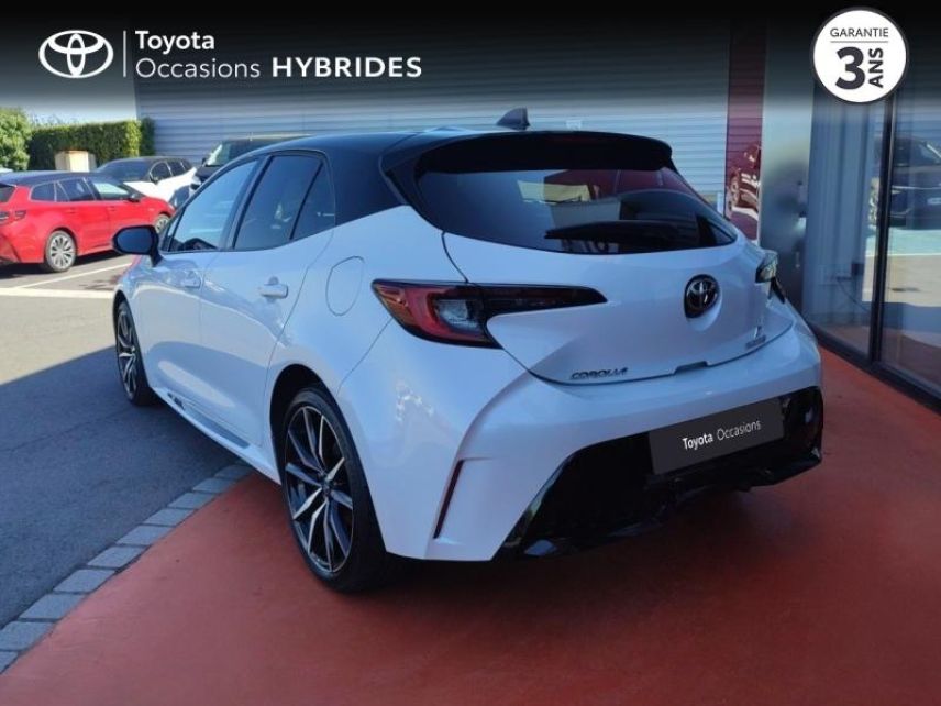 50000 : Hyundai Saint-Lô - GCA - TOYOTA Corolla - Corolla - Blanc lunaire nacré - Traction - Hybride : Essence/Electrique