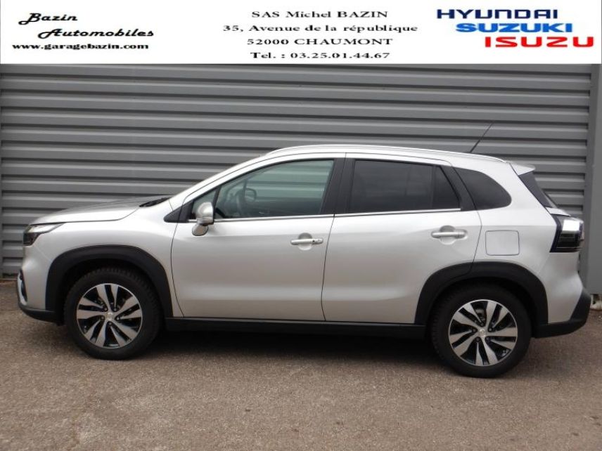 52000 : Hyundai Chaumont - Garage Michel Bazin - SUZUKI S-Cross - S-Cross - Silky Silver métallisé - Transmission intégrale - Essence/Micro-Hybride