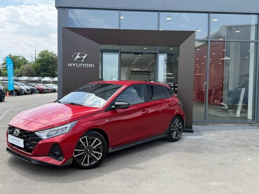 72100 : Hyundai Le Mans - GCH LE MANS - HYUNDAI i20 - i20 - Dragon Red Métal/Toit/rétro Black - Traction - Essence/Micro-Hybride
