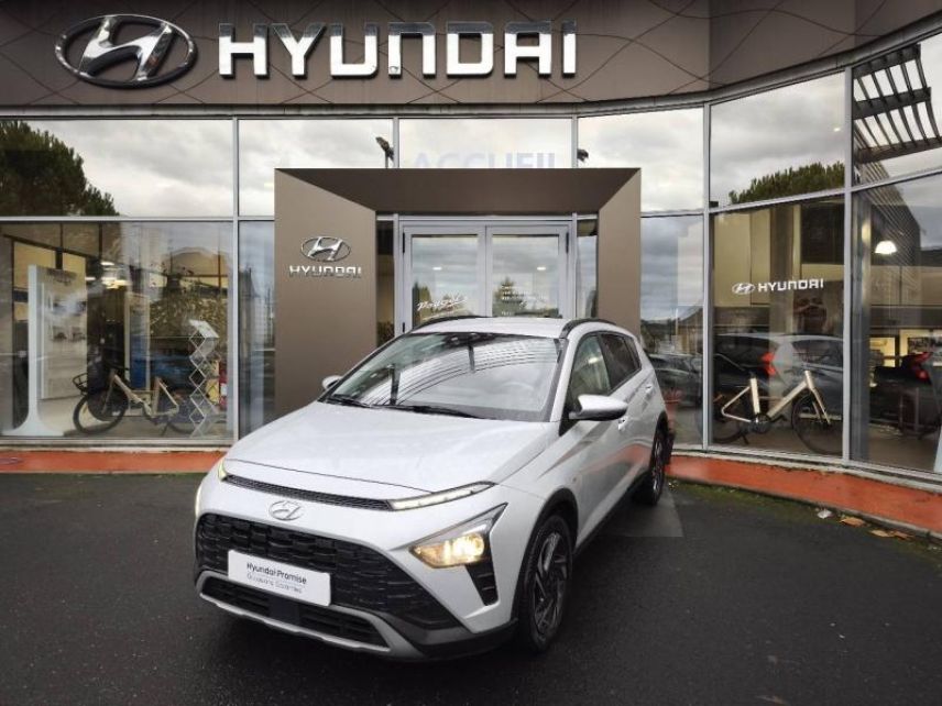 19100 : Hyundai Brive-la-Gaillarde - Garage Pouget - HYUNDAI Bayon - Bayon - Sleek Silver Métal - Traction - Essence/Micro-Hybride