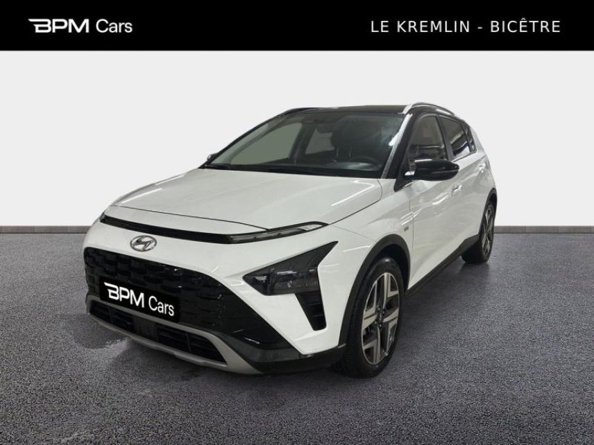 94270 : Hyundai Kremlin-Bicêtre - BPM Cars - HYUNDAI Bayon - Bayon - Polar White/Toit/rétros Black - Traction - Essence/Micro-Hybride