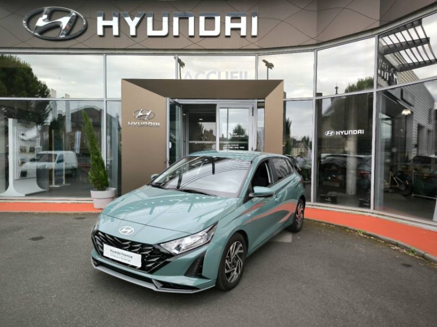 19100 : Hyundai Brive-la-Gaillarde - Garage Pouget - HYUNDAI i20 - i20 - Vert - Traction - Essence/Micro-Hybride