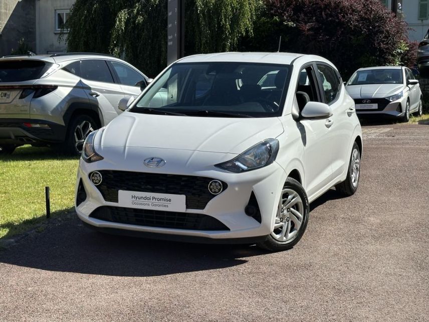 62360 : Hyundai Boulogne-sur-Mer - Garage Du Château - HYUNDAI i10 Intuitive - i10 III - Blanc - Boîte manuelle - Essence sans plomb