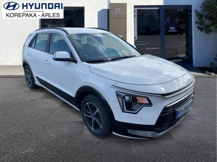 13200 : HYUNDAI Arles - Lexa Automobile - KIA NIRO Active - NIRO II - Blanc - Automate sequentiel - Essence / Courant électrique