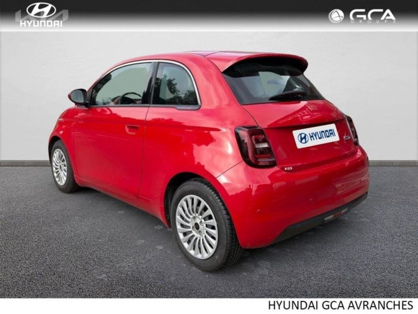 50300 : Hyundai Avranches - GCA - FIAT 500C - 500C - Red by (RED) pastel - Traction - Electrique