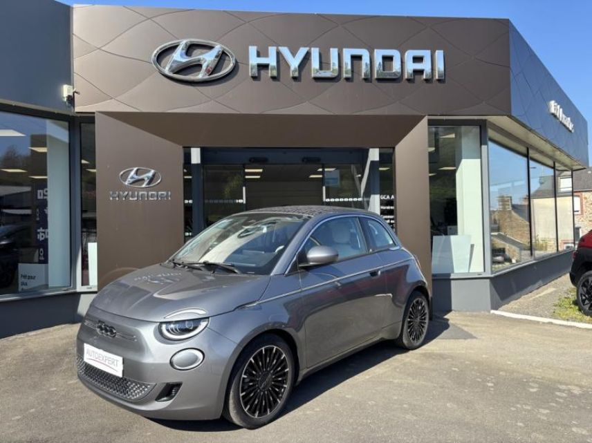 50300 : Hyundai Avranches - GCA - FIAT 500 - 500 - Mineral Grey métal - Traction - Electrique