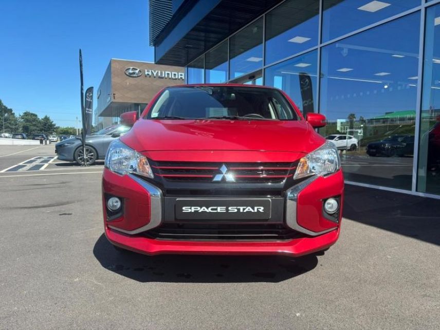 56000 : Hyundai Vannes - Park Lann Automobiles - MITSUBISHI Space Star - Space Star - Cardinal Red métallisé - Traction - Essence