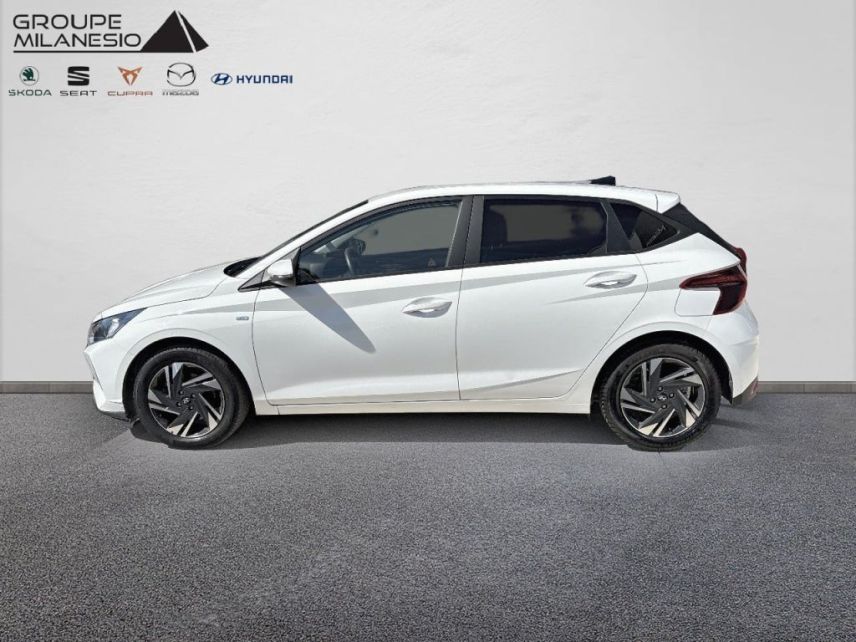 13300 : Hyundai Salon de Provence - Cap Milanesio - HYUNDAI i20 Intuitive - i20 III - Blanc - Boîte manuelle - Essence sans plomb