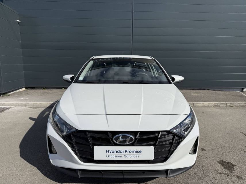 21300 : Hyundai Dijon - Privilège Automobiles - HYUNDAI i20 Initia - i20 III - Blanc - Boîte manuelle - Essence sans plomb