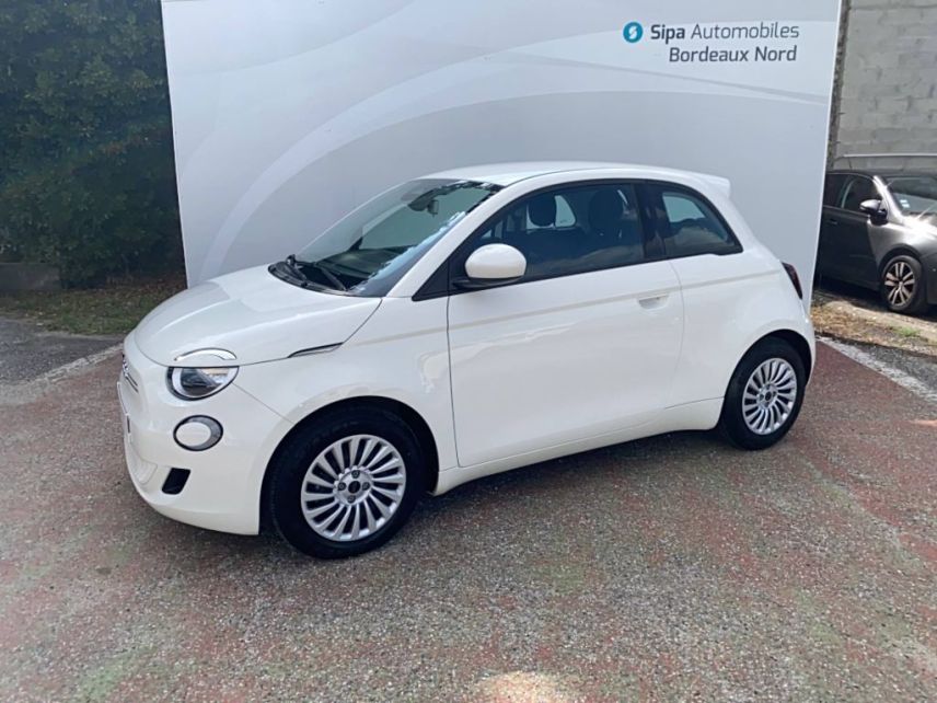 33110 : Hyundai Bordeaux Nord Le Bouscat - Sipa Automobiles - FIAT 500e BERLINE Action - 500 III - Blanc - Automate à fonct. Continu - Courant électrique