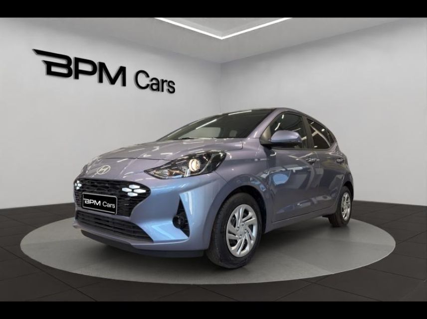 75013 : Hyundai Paris 13 - BPM Cars - HYUNDAI i10 - i10 - Meta Blue Métal - Traction - Essence