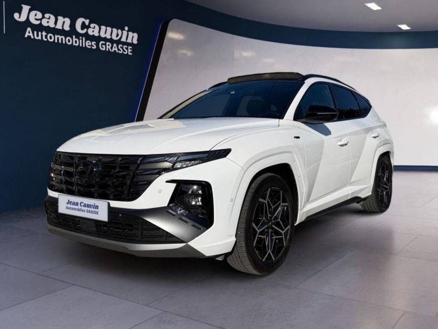 06130 : Hyundai Grasse - Garage Jean Cauvin - HYUNDAI TUCSON N Line Executive - TUCSON IV - Blanc - Boîte automatique - Essence / Courant électrique