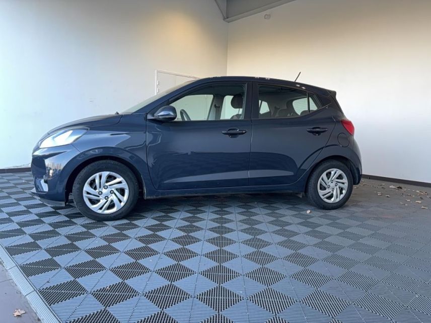 85000 : Hyundai La Roche-sur-Yon - Océane Auto - HYUNDAI i10 Intuitive - i10 III - Gris - Boîte manuelle - Essence sans plomb