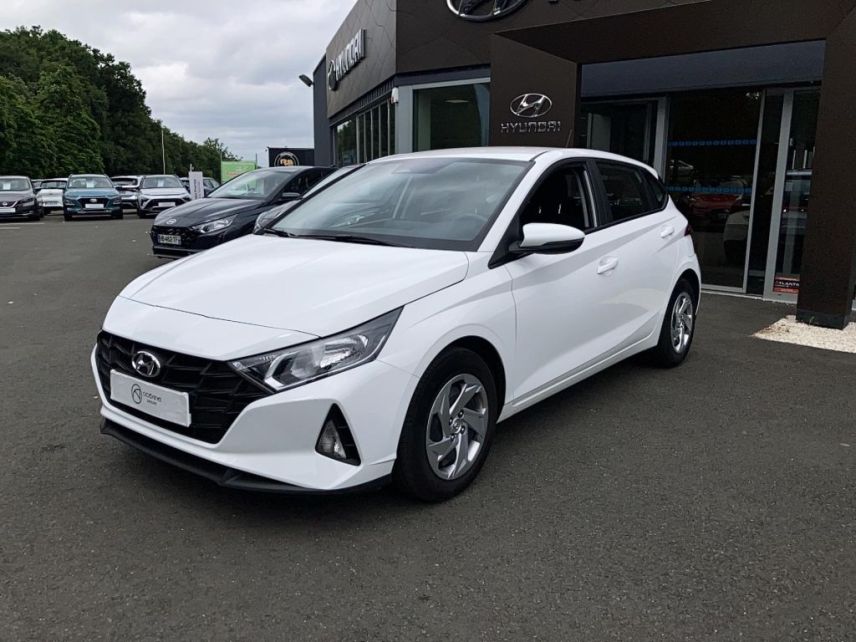49070 : Hyundai Angers - Oceane Automobiles - HYUNDAI i20 Initia - i20 III - Blanc - Boîte manuelle - Essence sans plomb