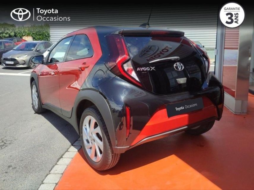 50000 : Hyundai Saint-Lô - GCA - TOYOTA Aygo X - Aygo X - Bi ton rouge piment   noir - Traction - Essence