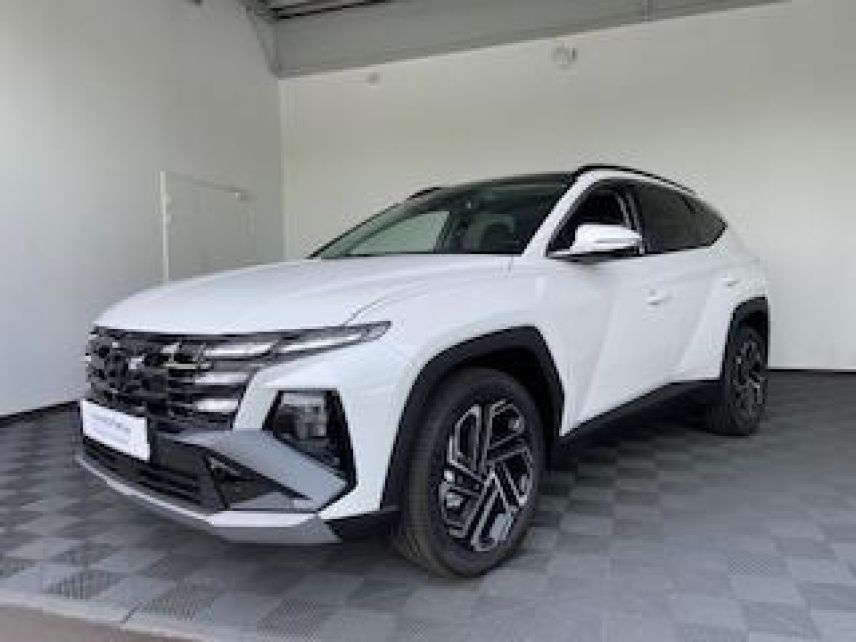 85000 : Hyundai La Roche-sur-Yon - Océane Auto - HYUNDAI TUCSON Executive - TUCSON IV - Blanc - Boîte automatique - Essence / Courant électrique