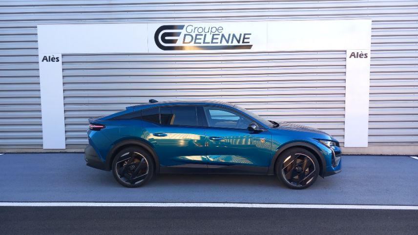 30100 : Hyundai Alès - Auto Hall - PEUGEOT 408 First Edition - 408 - Bleu - Boîte automatique - Essence / Courant électrique