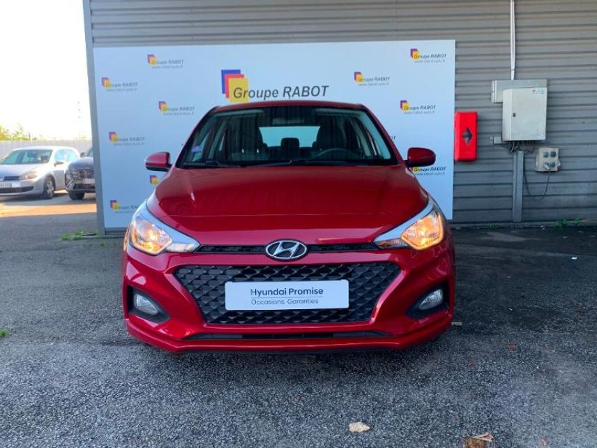 78310 : Hyundai Coignières - Socohy | Groupe Rabot - HYUNDAI i20 - i20 - Rouge - Traction - Essence