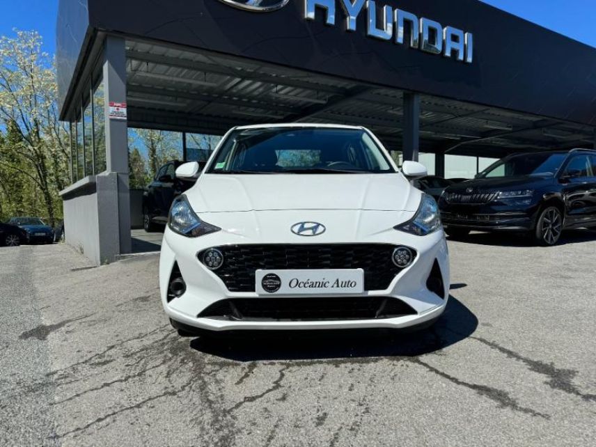 64100 : Hyundai Bayonne - Oceanic Auto - HYUNDAI i10 - i10 - BLANC - Traction - Essence