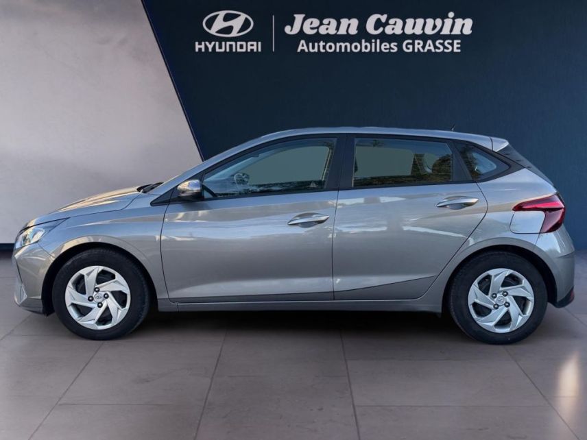 06130 : Hyundai Grasse - Garage Jean Cauvin - HYUNDAI i20 Initia - i20 III - Beige - Boîte manuelle - Essence sans plomb