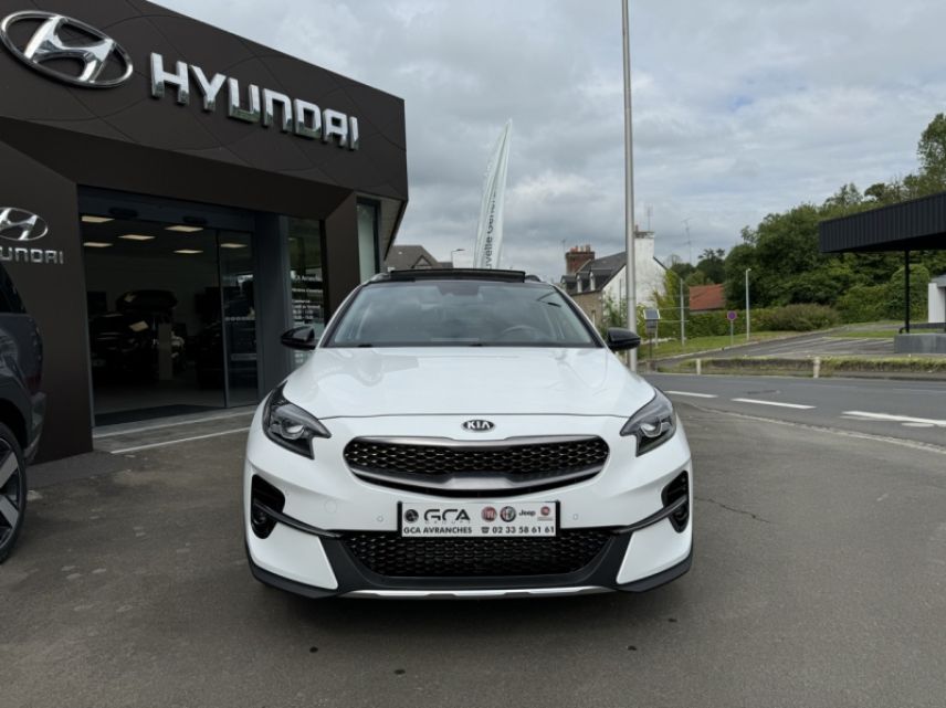 50300 : Hyundai Avranches - GCA - KIA XCeed - XCeed - Blanc Sensation - Traction - Diesel
