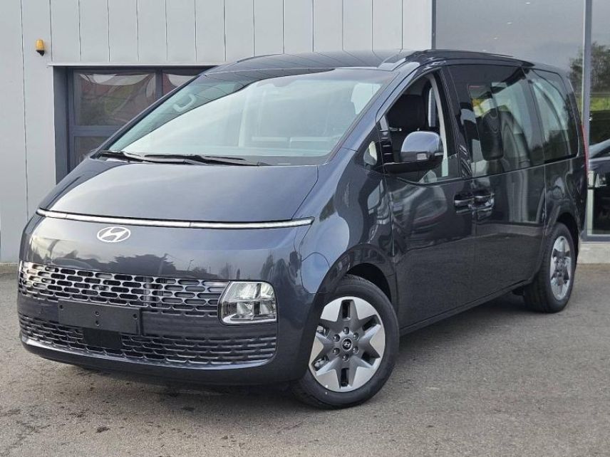57685 : Hyundai Metz - Theobald Automobiles - HYUNDAI Staria - Staria - Graphite Gray Metal - Traction - Hybride : Essence/Electrique