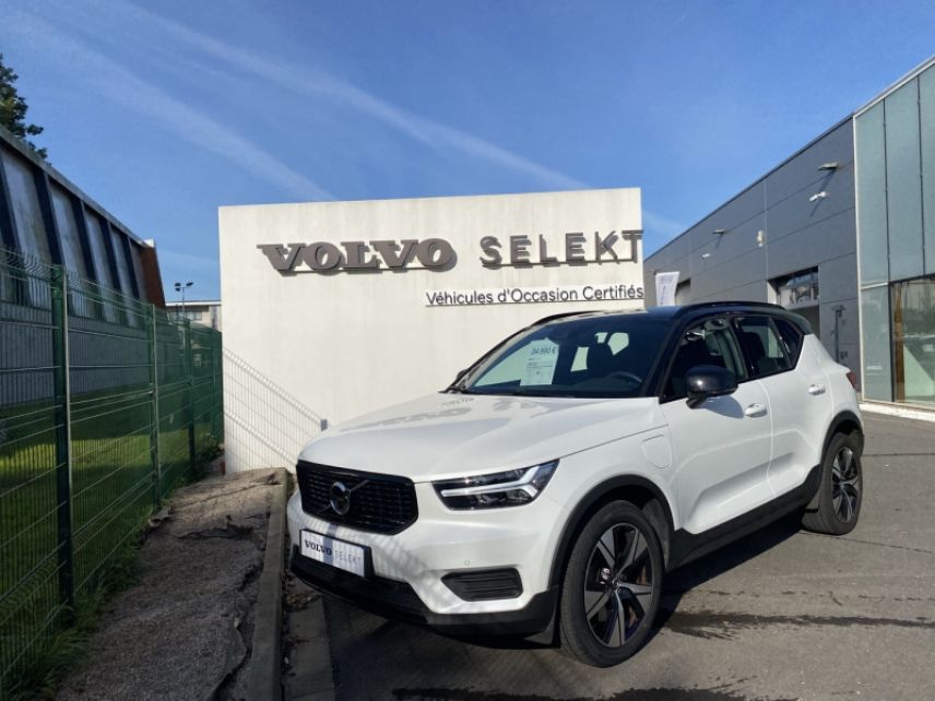 59640 : Hyundai Dunkerque - Europ&#039;Auto - VOLVO XC40 - XC40 - Blanc Cristal - Traction - Hybride rechargeable : Essence/Electrique