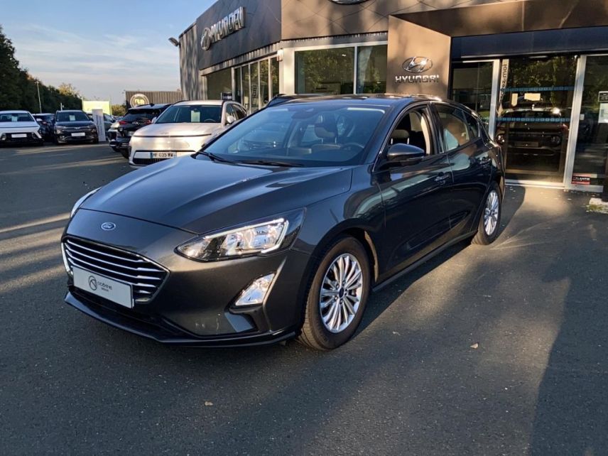 49070 : Hyundai Angers - Oceane Automobiles - FORD FOCUS Titanium - FOCUS IV - Gris - Boîte manuelle - Essence sans plomb