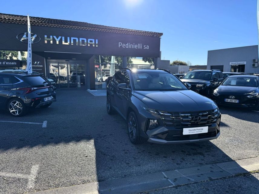 84120 : Hyundai PERTUIS - SA PEDINIELLI - HYUNDAI TUCSON Executive - TUCSON IV - GRIS FONCE - Boîte automatique - Essence / Courant électrique