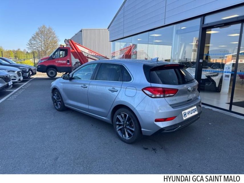 35400 : Hyundai Saint-Malo - GCA - HYUNDAI i30 - i30 - Shimmering Silver Métal - Traction - Essence/Micro-Hybride