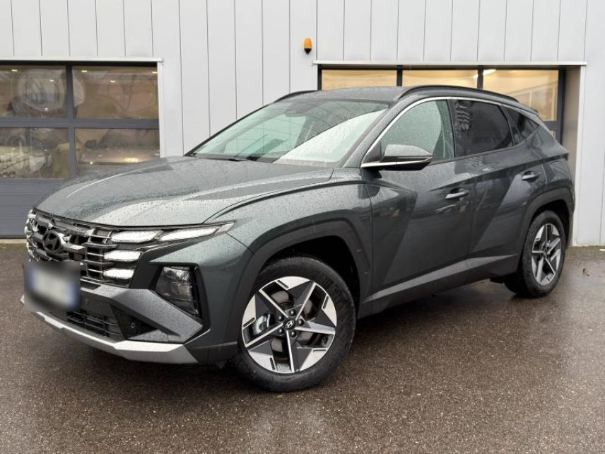 57685 : Hyundai Metz - Theobald Automobiles - HYUNDAI Tucson - Tucson - Cypress Green Métal - Traction - Hybride rechargeable : Essence/Electrique