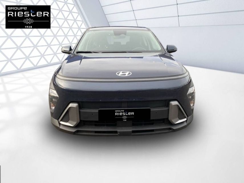02200 : Hyundai Soissons - Protea by Riester - HYUNDAI KONA Intuitive - KONA II - NOIR - Automate sequentiel - Essence / Courant électrique