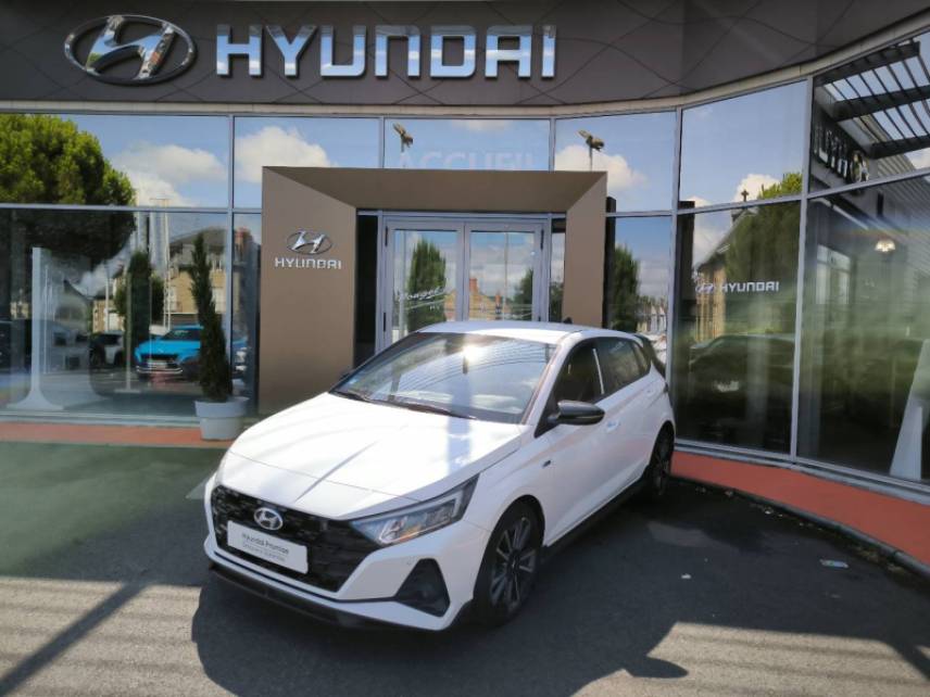 19100 : Hyundai Brive-la-Gaillarde - Garage Pouget - HYUNDAI i20 - i20 - Polar White - Traction - Essence/Micro-Hybride