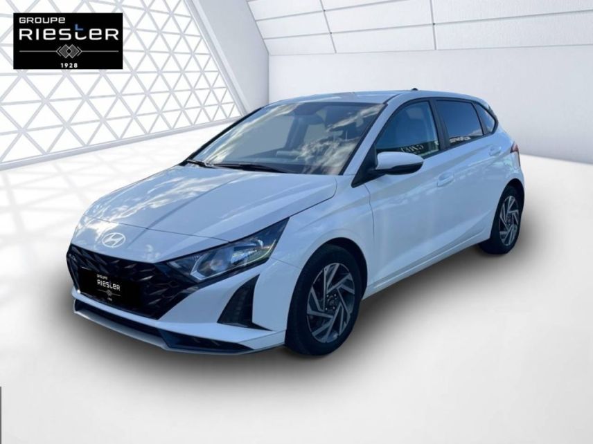 77600 : Hyundai Bussy-Saint-Georges - Protea by Riester - HYUNDAI i20 Intuitive - i20 III - BLANC - Automate sequentiel - Essence sans plomb