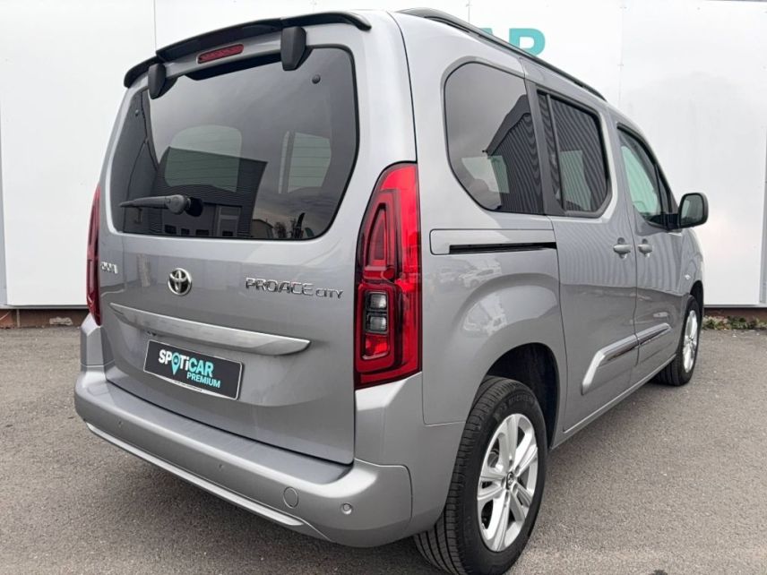 33140 : Hyundai Bordeaux Sud Villenave d&#039;Ornon - Sipa Automobiles - TOYOTA PROACE CITY VERSO RC23 Executive - PROACE CITY VERSO - Gris - Boîte automatique - Diesel